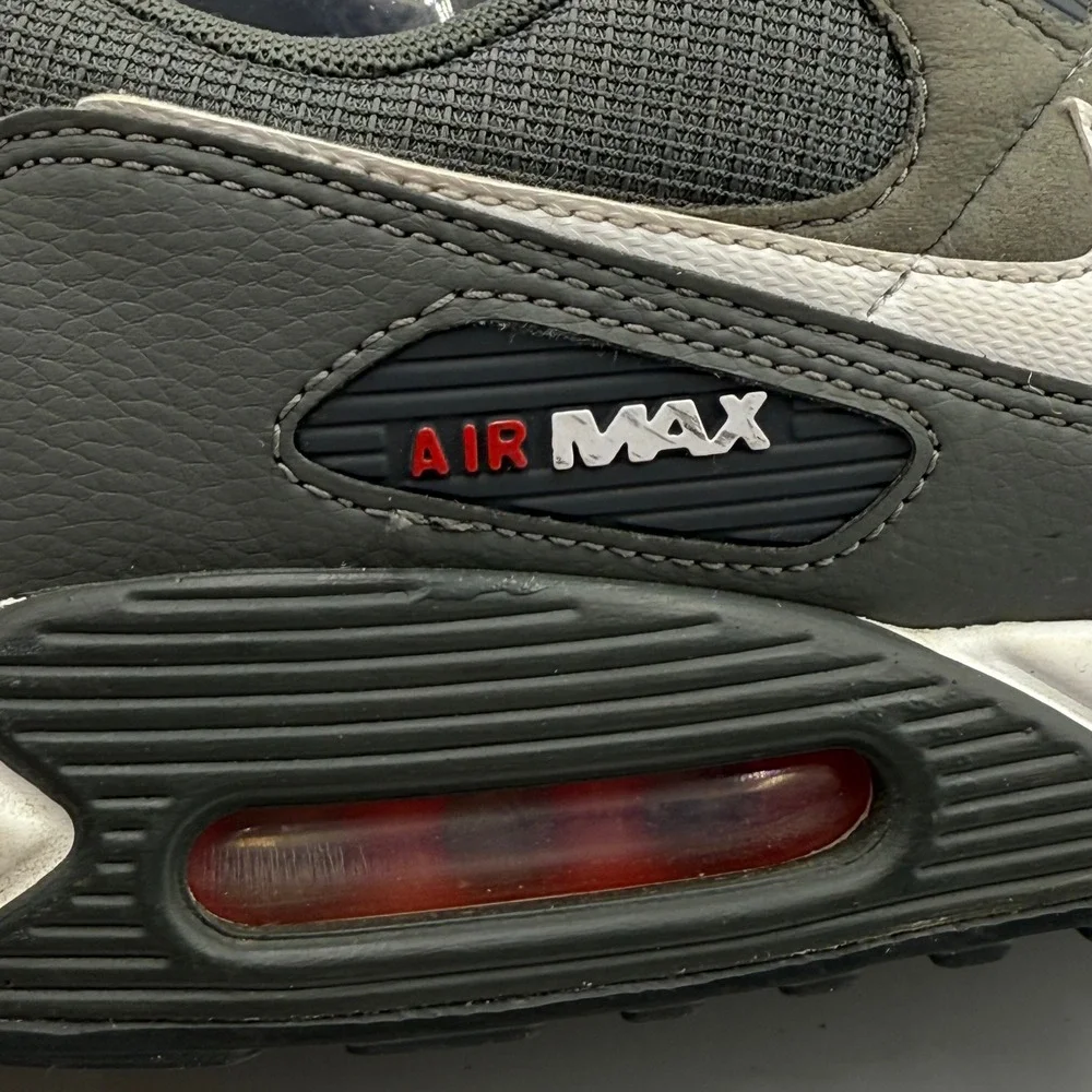 Nike Air Max 90 Iron Grey Dark‎ Smoke Grey Red DR0145-003 Mens 11